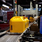 Midwest Can Company 5 Gallon Diesel Fuel Container With Auto Shut Off, HDPE, 4 Pack - 4XMC-8610