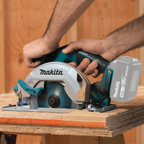 Makita 18V LXT Lithium Ion Brushless Cordless 6 1/2 in Circular Saw - XSH03Z Tool Only