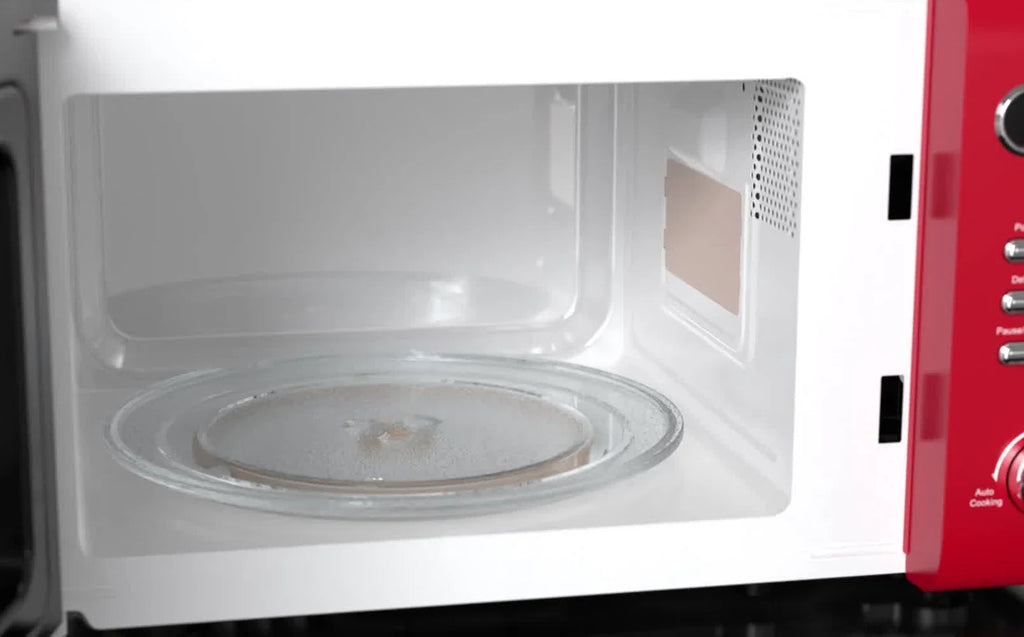 Emerson Countertop Microwave Oven 0.7 Cu Ft 700W Red - MWR7020RD