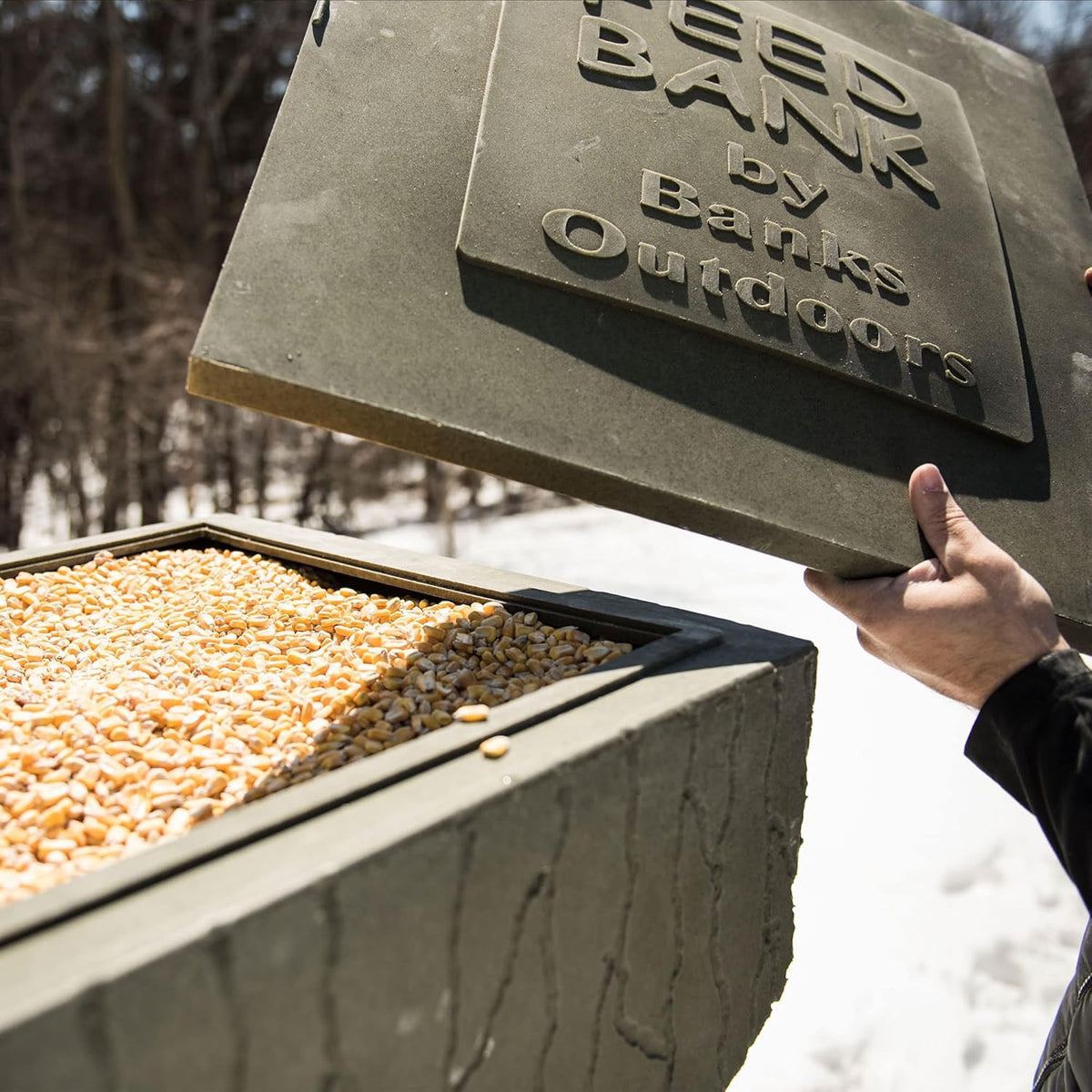 Feedbank Deer And Wildlife Feeder, 300 lb Capacity