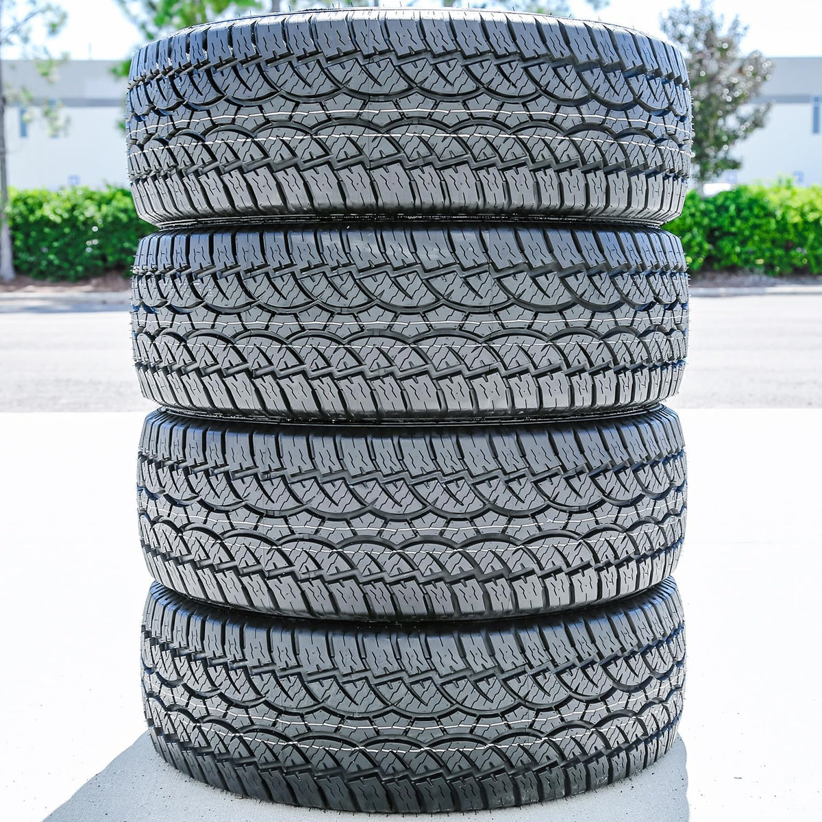 All Terrain Light Truck Tire LT245/75R17 121/118S E - Trail Blade A/T