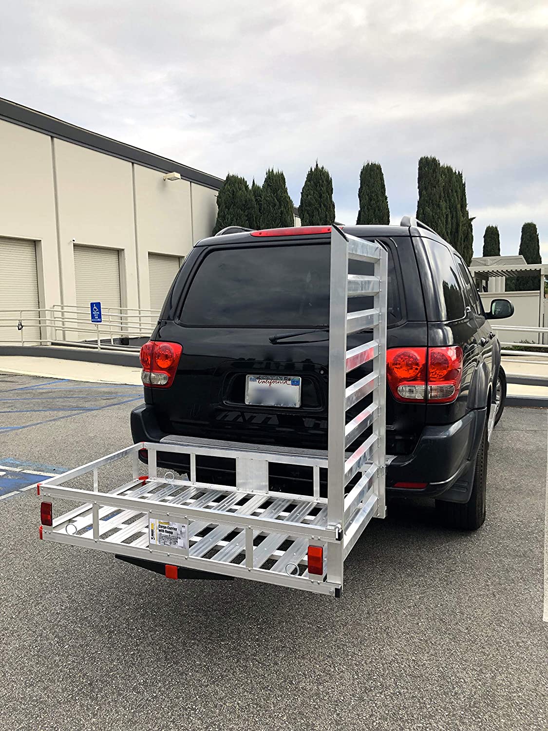 Aluminum Hitch Mount Cargo Carrier With 47 in Long Ramp, 1 Pack - 80779